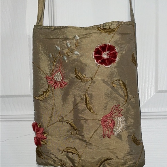 Vintage Floral Beaded Crossbody Bag - Picture 4 of 7